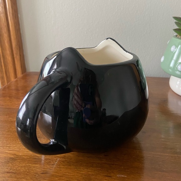 Francesca’s Black Cat Coffee Mug - Picture 5 of 5